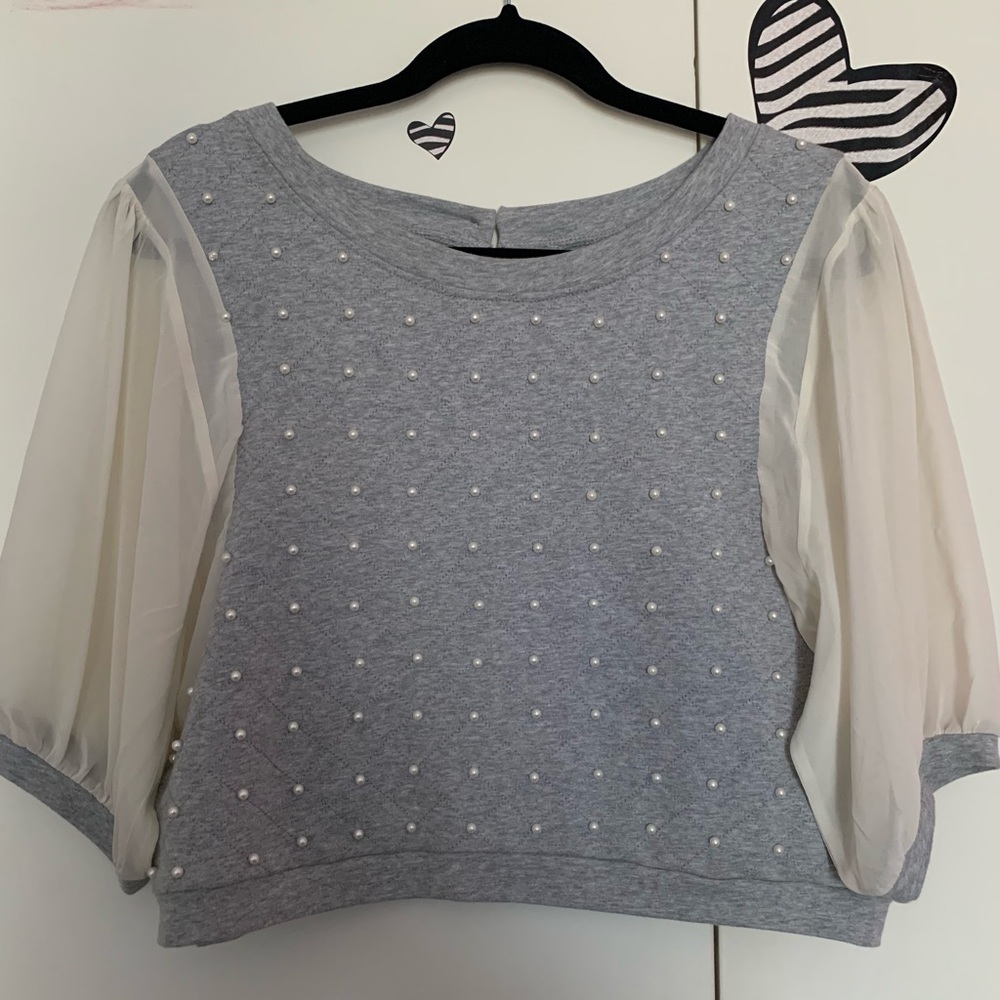 *VINTAGE* Grey Qulited (Slightly)Cropped Top